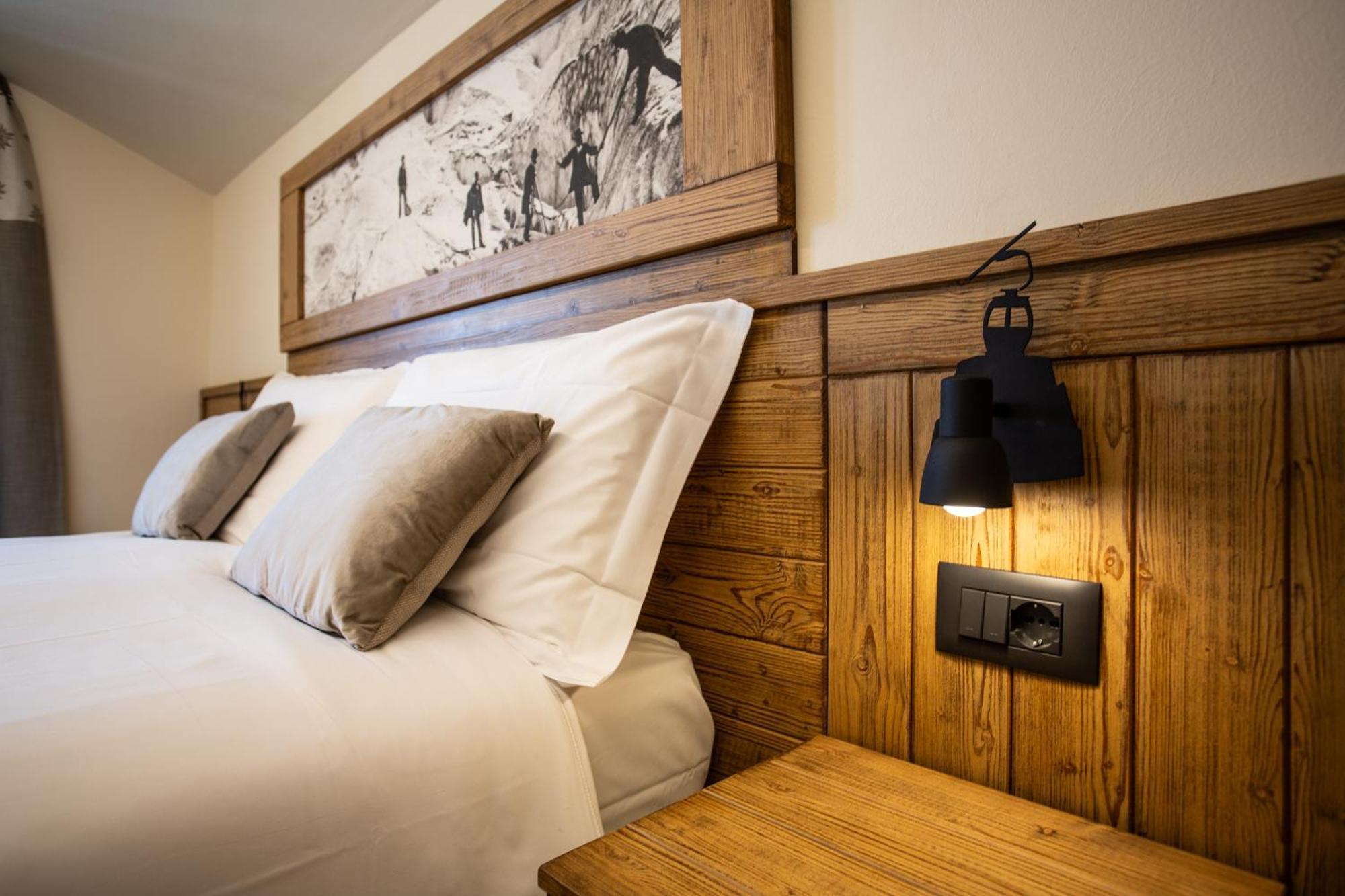 Hotel Meuble Furggen Breuil-Cervinia Exterior foto
